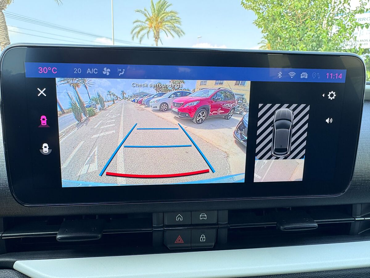 FIAT 600 HYBRID 1.2 E-THP AUTO SPANISH LHD IN SPAIN ONLY 6000 MILES SUPERB 2024